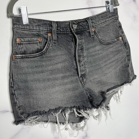 Levi’s 501 High Rise Black Wash Button Fly‎ Denim Shorts - Picture 6 of 12